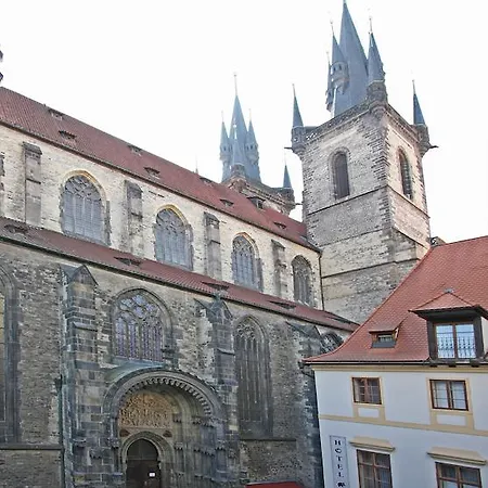 아파트 Tyn Church 프라하